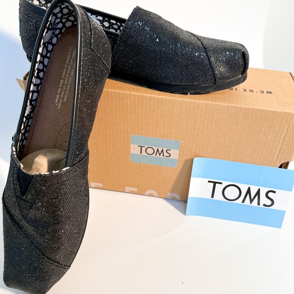 Shoes - Tom’s Black Sequin Shoes